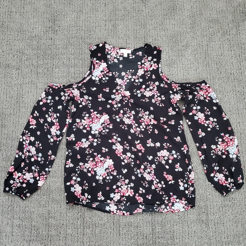 Charming Charlie cold shoulder faux wrap floral shirt, women's xs